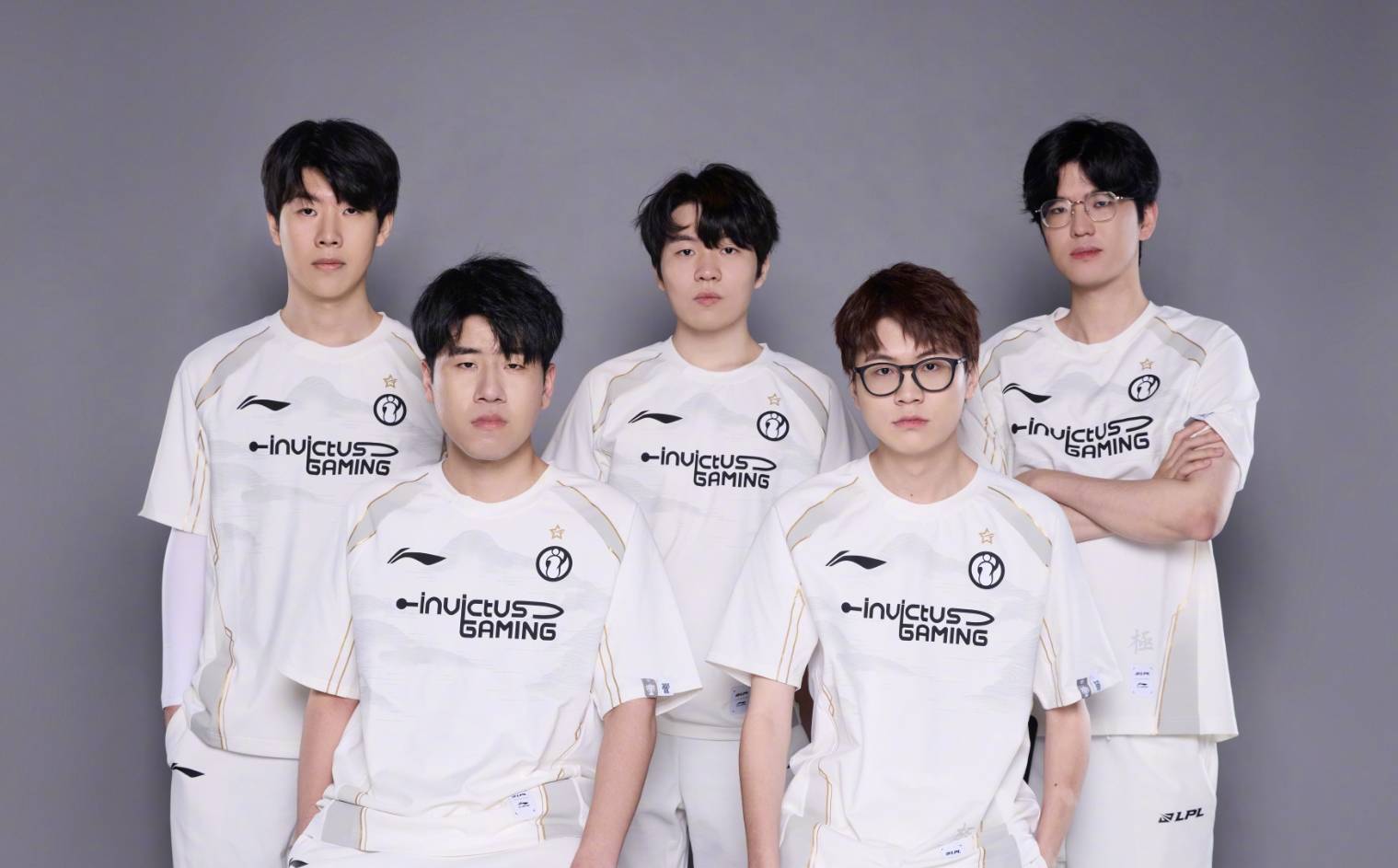 九游网页版游戏下载中心Doinb在IG比赛中出色发挥，重要助攻引发热议！的简单介绍