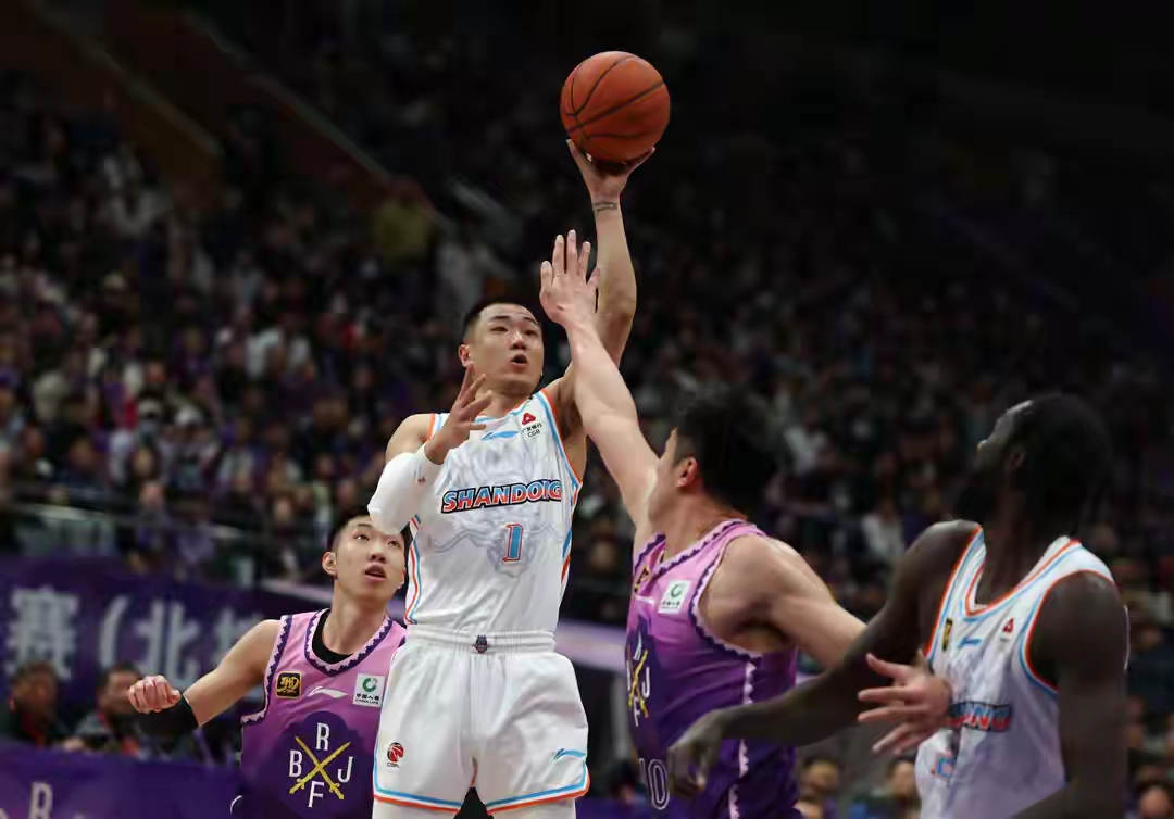 关于国际比赛日突围战来临；武汉三镇围绕CBA季后赛止住颓势；话题不断；心理建设被强调的信息