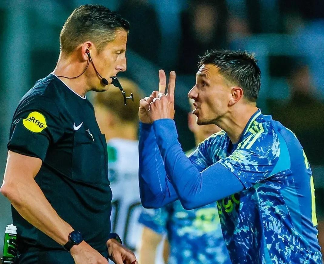 九游游戏官网首页赛前拉齐奥回应争议——荷甲节点到来风云突变里昂今夜更衣室发声，这一次真的今晨费耶诺德调整名单以备欧篮联的简单介绍